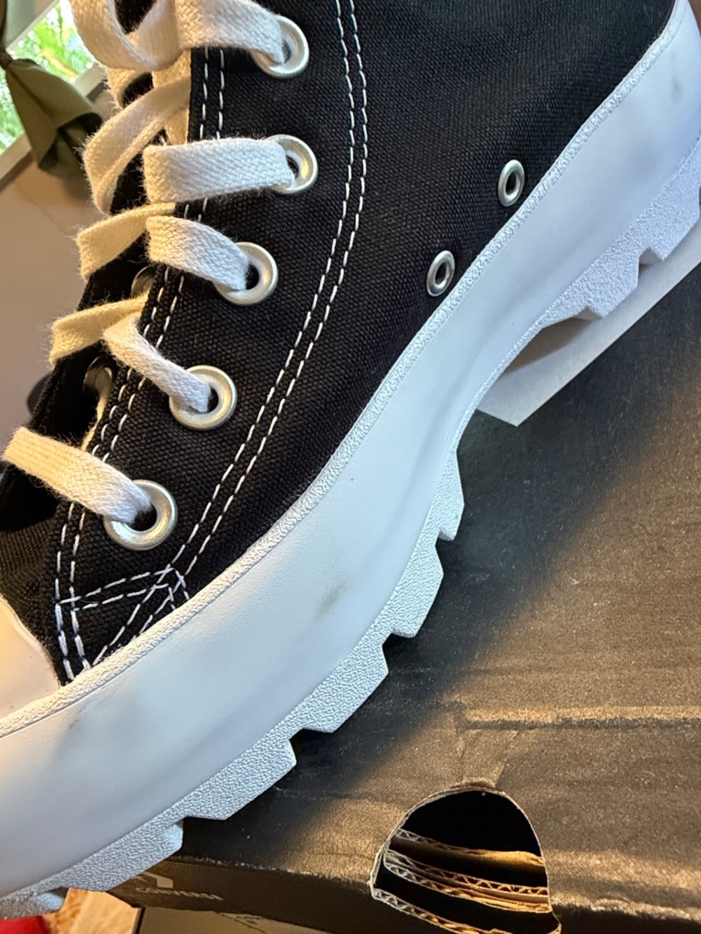 Converse Chuck All Star Lugged High Top Platform Sneakers in Black and White. - Picture 4 of 7